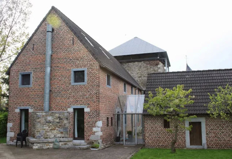 Donjon de Limont XIIIe s., Belgium